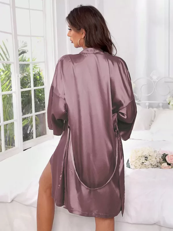 Robe de nuit unicolore en satin & Peignoir ceinturé