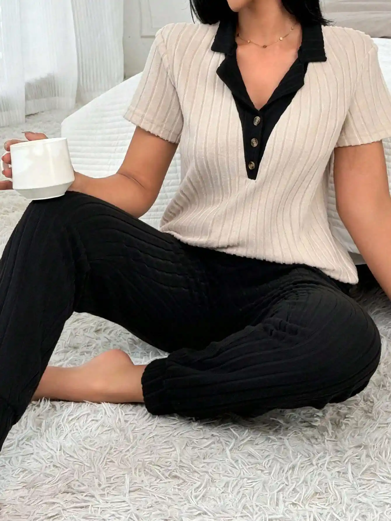 Ensemble de Vêtements de Détente en Polaire Brossée avec Pantalon et Haut à Boutons