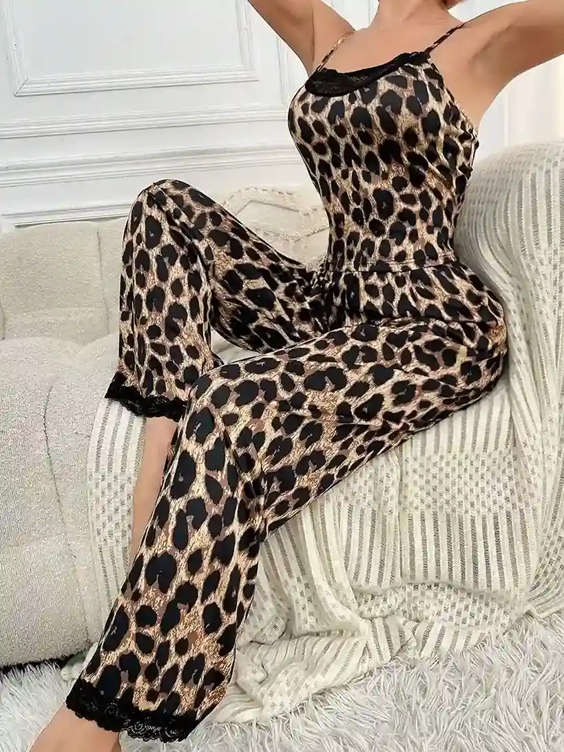 Ensemble Pyjama Femme Imprimé Léopard avec Dentelle Patchwork