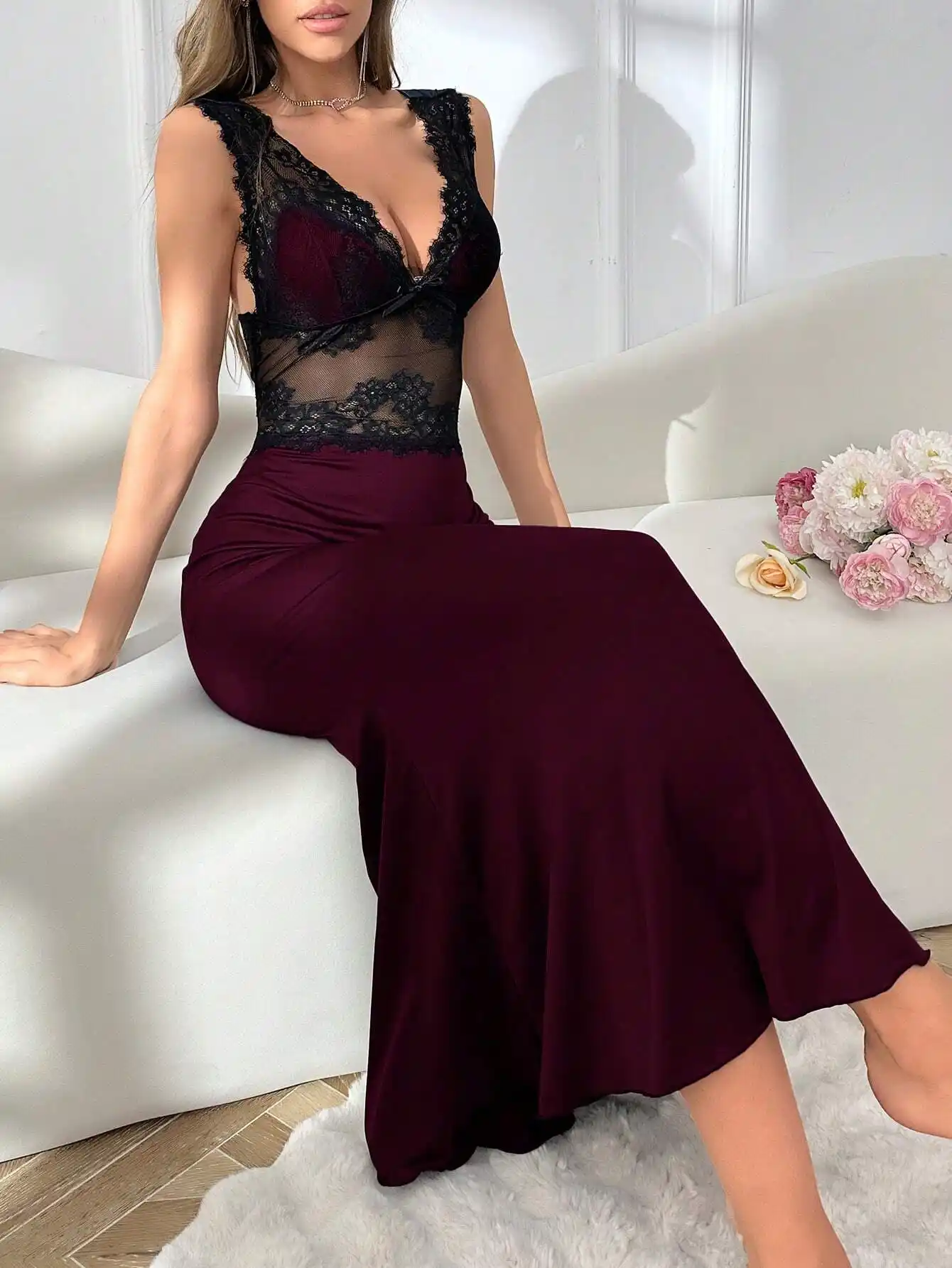 Nuisette Maxi Sirène avec Dentelle Contrastée et Bretelles Larges