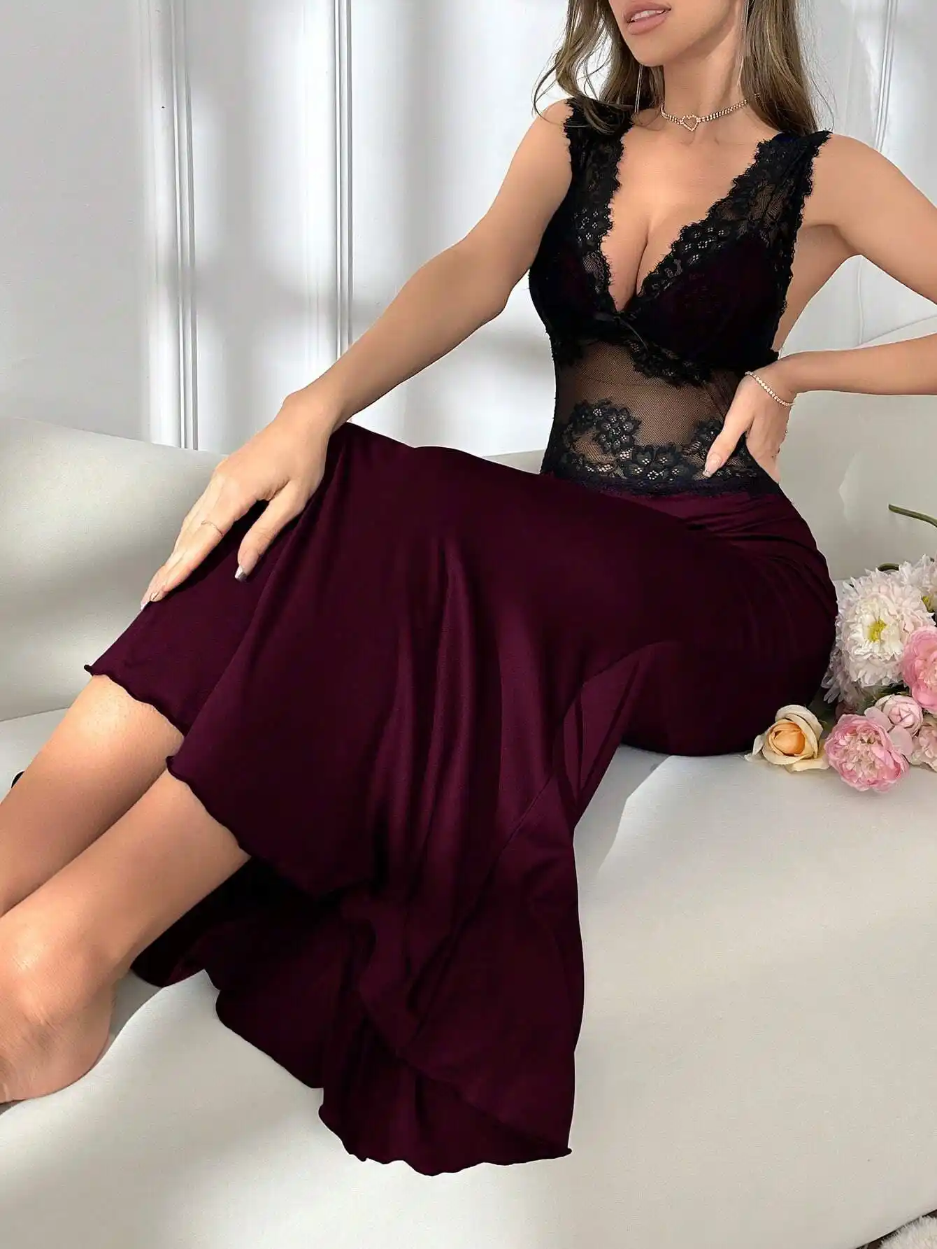 Nuisette Maxi Sirène avec Dentelle Contrastée et Bretelles Larges