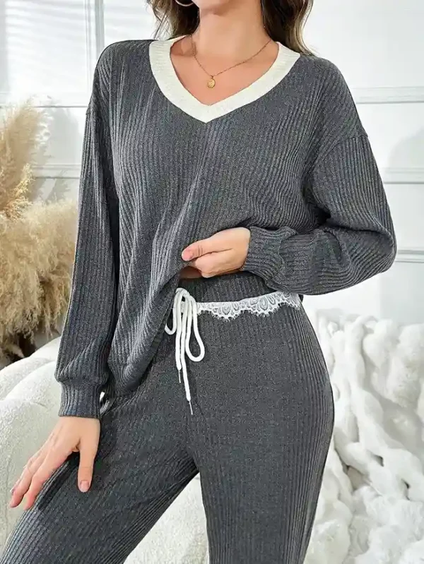 Ensemble Pyjama Décontracté Gris avec Taille Élastique et Dentelle