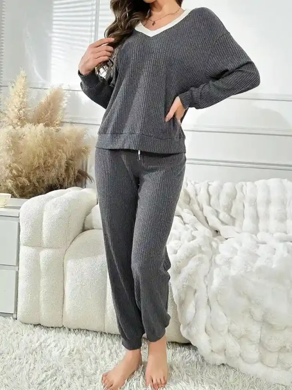 Ensemble Pyjama Décontracté Gris avec Taille Élastique et Dentelle