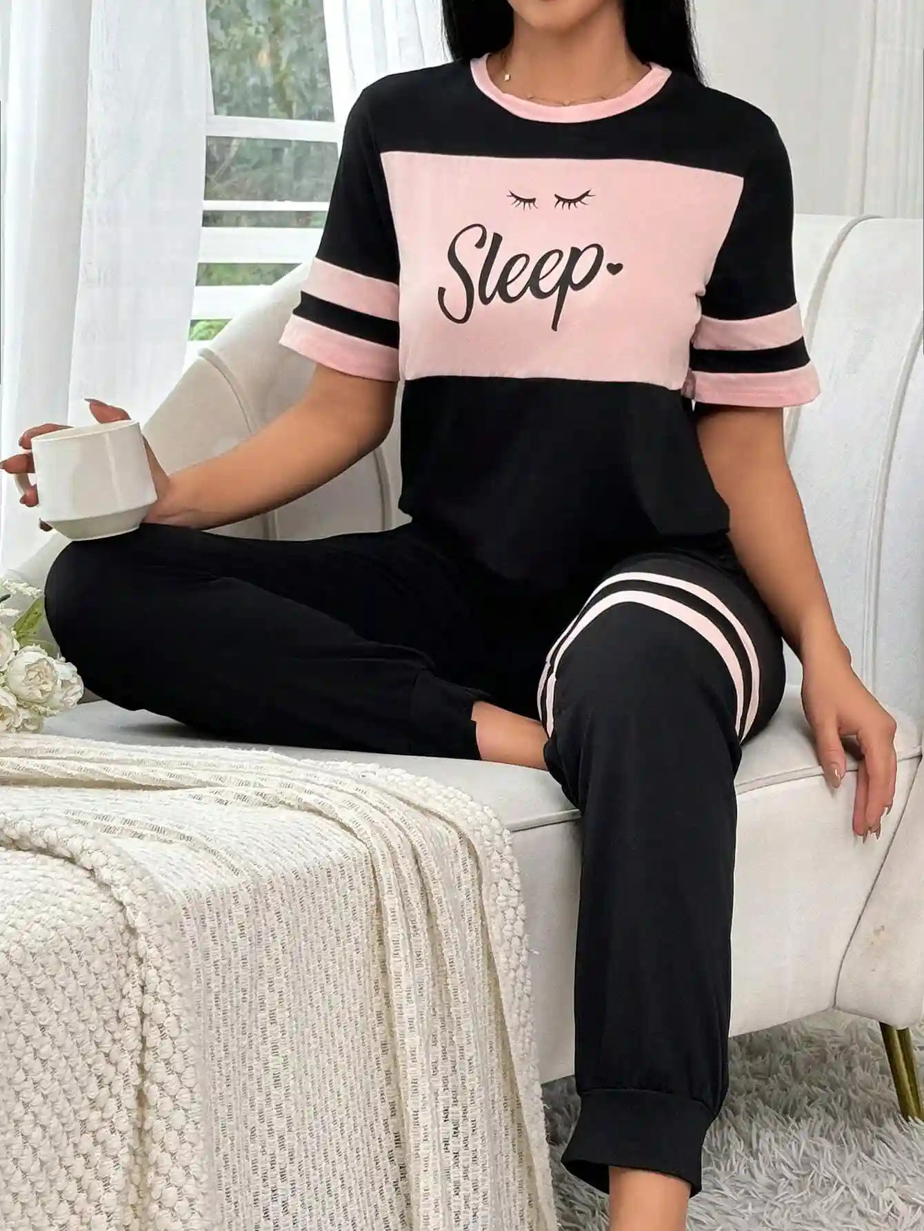Ensemble Pyjama Femme avec Haut Imprimé Blocs de Couleur et Pantalon Long