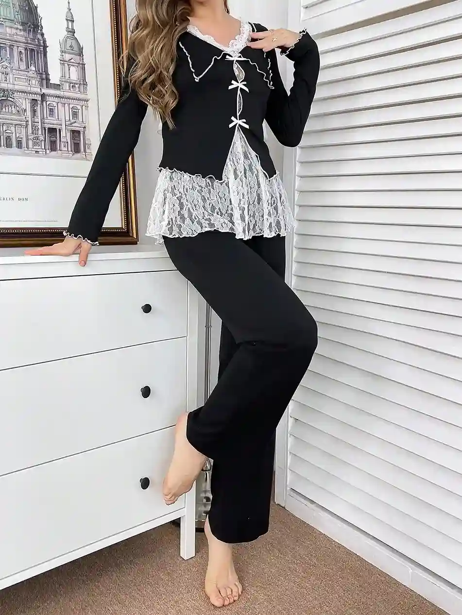 Ensemble Pyjama Romantique Français en Dentelle Blanche