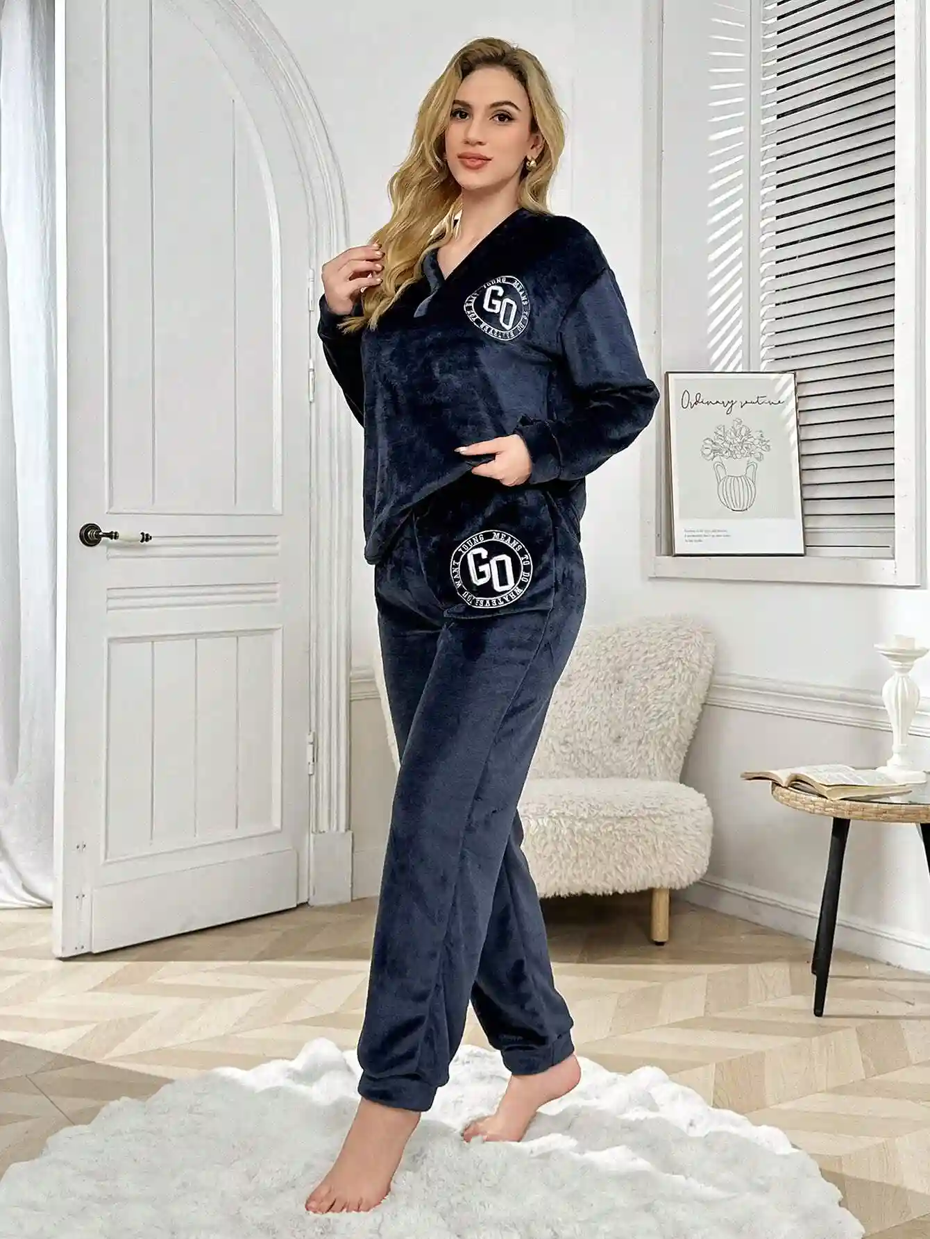 Ensemble de Survêtement en Polaire avec Logo Brodé et Col Zippé